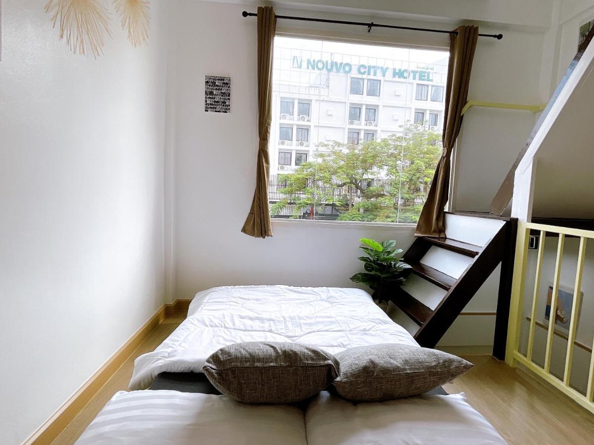 Lively And Cozy Canal House ,Entire House Банкок Екстериор снимка